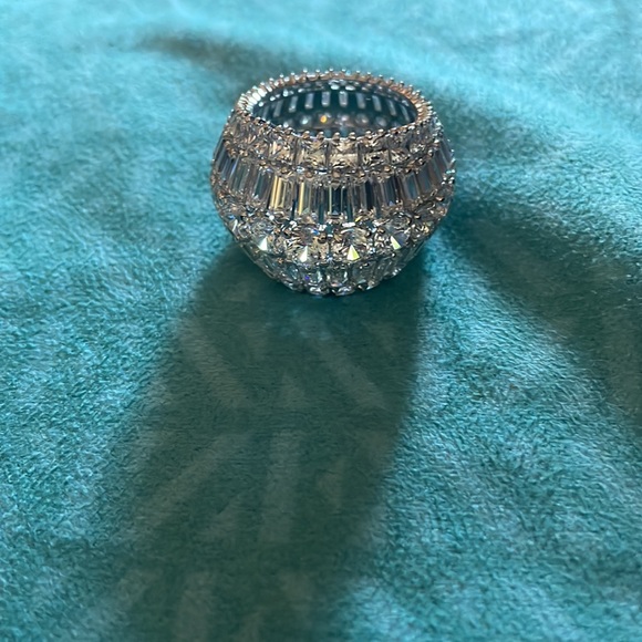 *SOLD*NWOT Swarovski Cocktail Ring - Picture 2 of 10